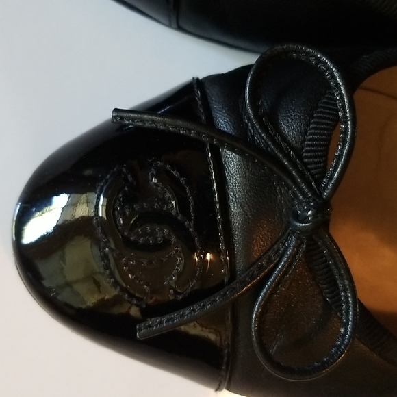 CHANEL Lambskin Patent Toe Ballerina Flats - Picture 8 of 13